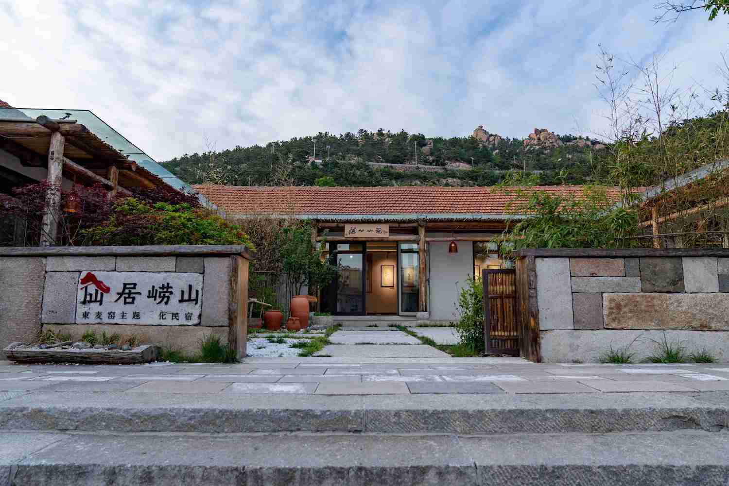 青岛诗酒山海文化栏目《文化“青”向》开机!首期镜头聚焦李少白凤凰网青岛_凤凰网