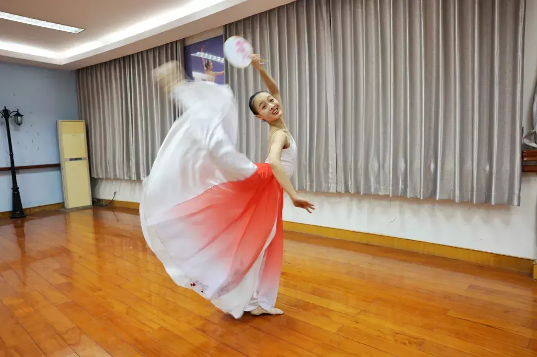 手动病床怎么装视频“这次，我要和妈妈一起并肩作战！”_https://www.jmylbn.com_新闻资讯_第1张