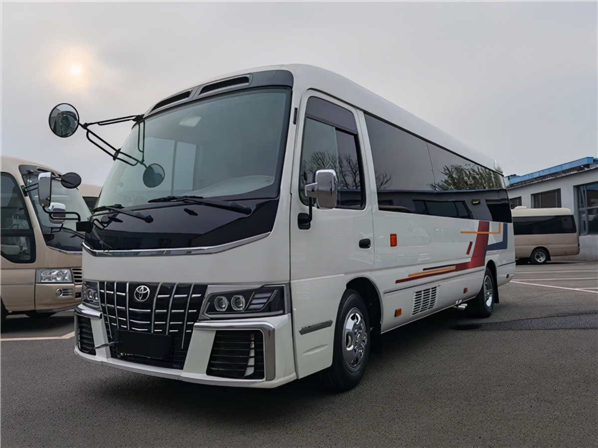 丰田考斯特公司接待豪华商务车年终特惠