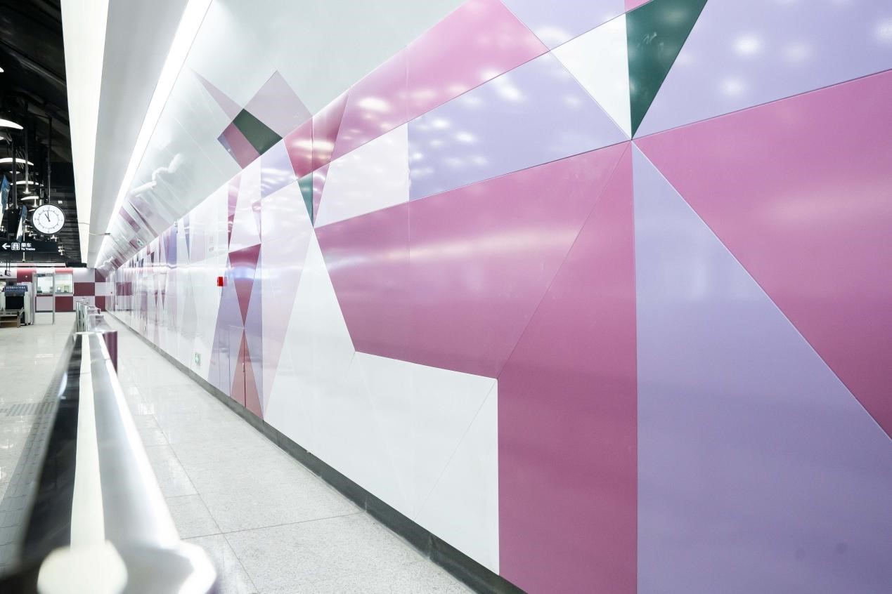 青岛地铁1号线试乘开始 预计年底全线通车