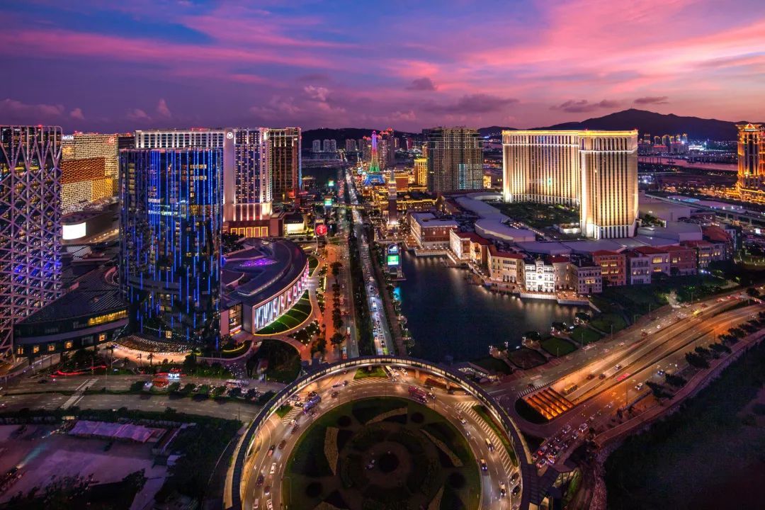 图/ @"陈显耀"2005年,澳门历史城区列入世界遗产名录,连续三年的利好