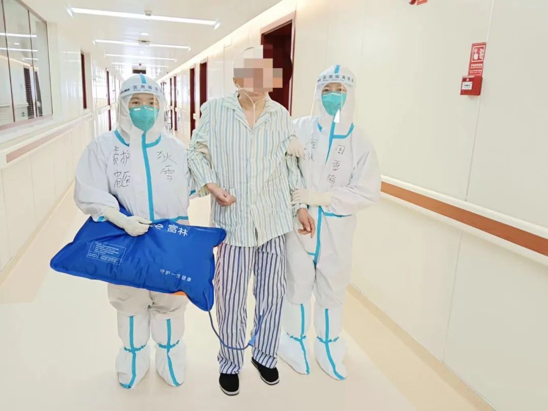 岂曰无衣，与子同裳！致敬甘肃省医抗疫逆行者