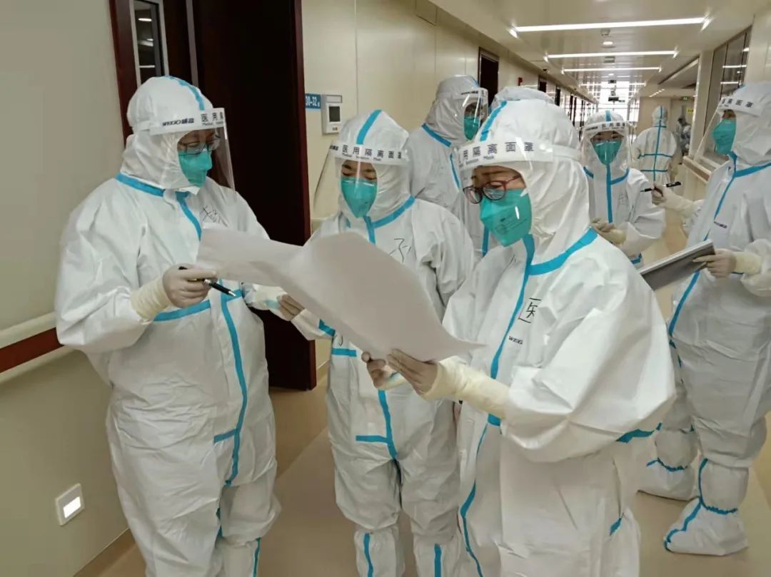 岂曰无衣，与子同裳！致敬甘肃省医抗疫逆行者