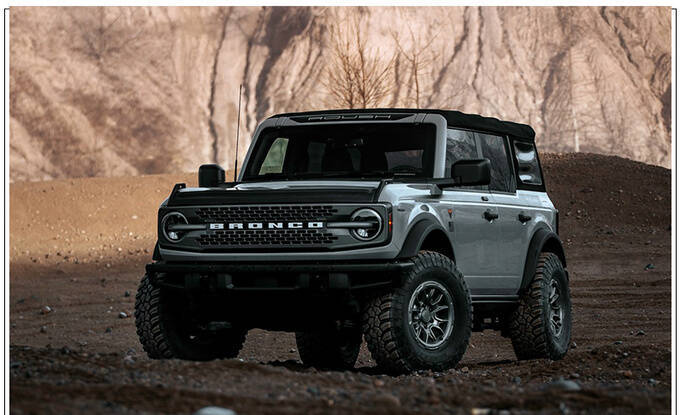 美国人的坦克300福特bronco高性能改装版曝光越野能力大涨