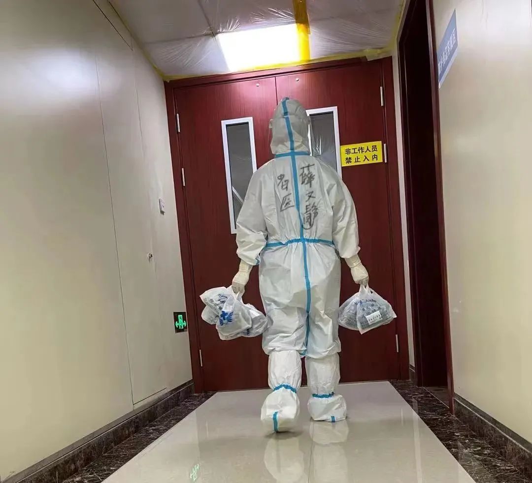 岂曰无衣，与子同裳！致敬甘肃省医抗疫逆行者