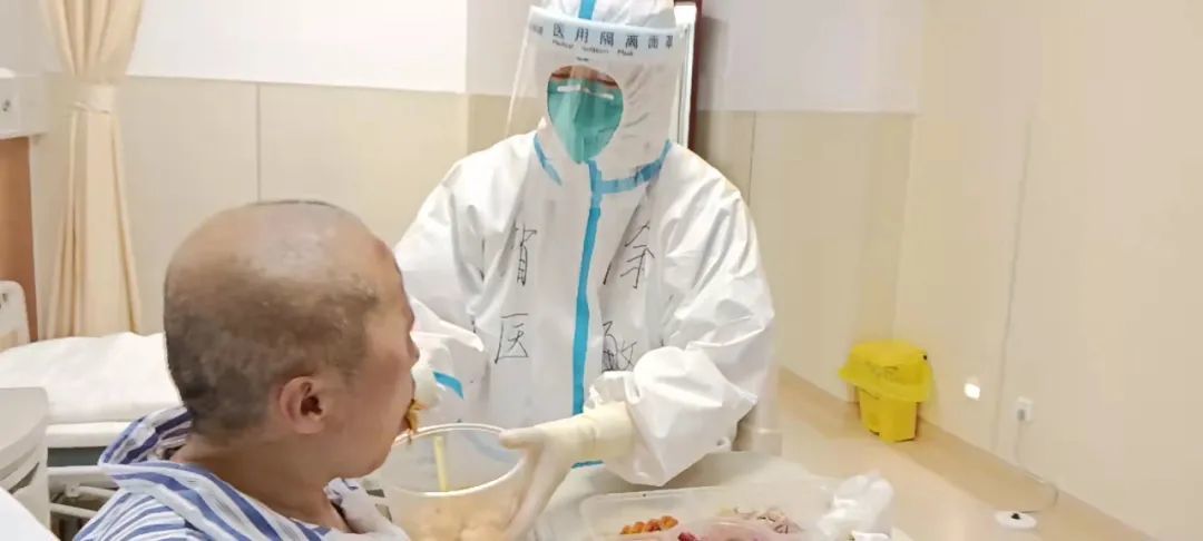 岂曰无衣，与子同裳！致敬甘肃省医抗疫逆行者