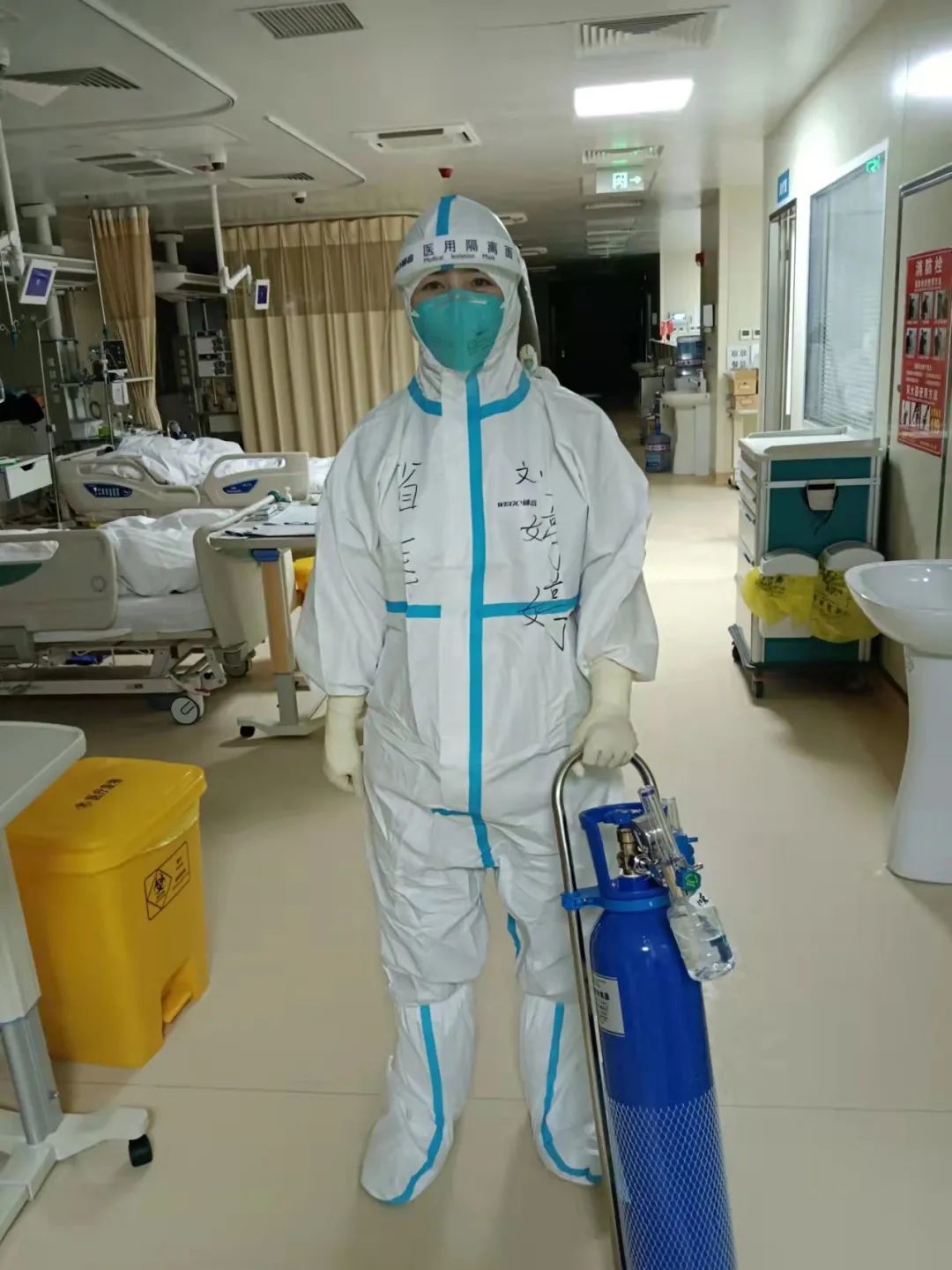 岂曰无衣，与子同裳！致敬甘肃省医抗疫逆行者