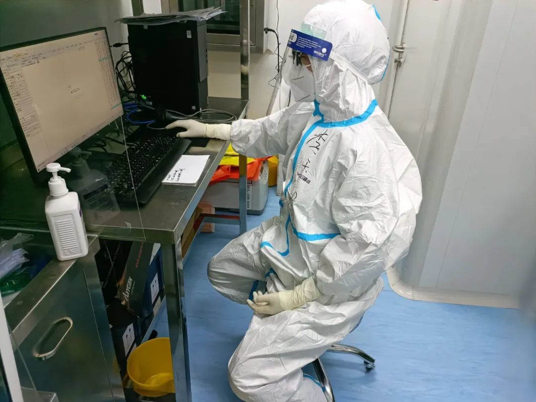 岂曰无衣，与子同裳！致敬甘肃省医抗疫逆行者