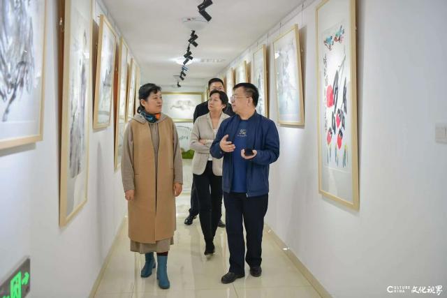 雅自静出灵动现——著名画家张德娜、曹暇走进文化视界