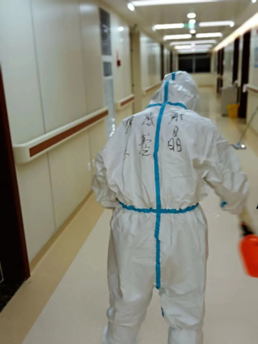 岂曰无衣，与子同裳！致敬甘肃省医抗疫逆行者