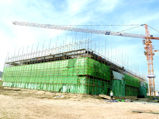 高铁南站站前广场建设正酣 这里上演着“白银速度”