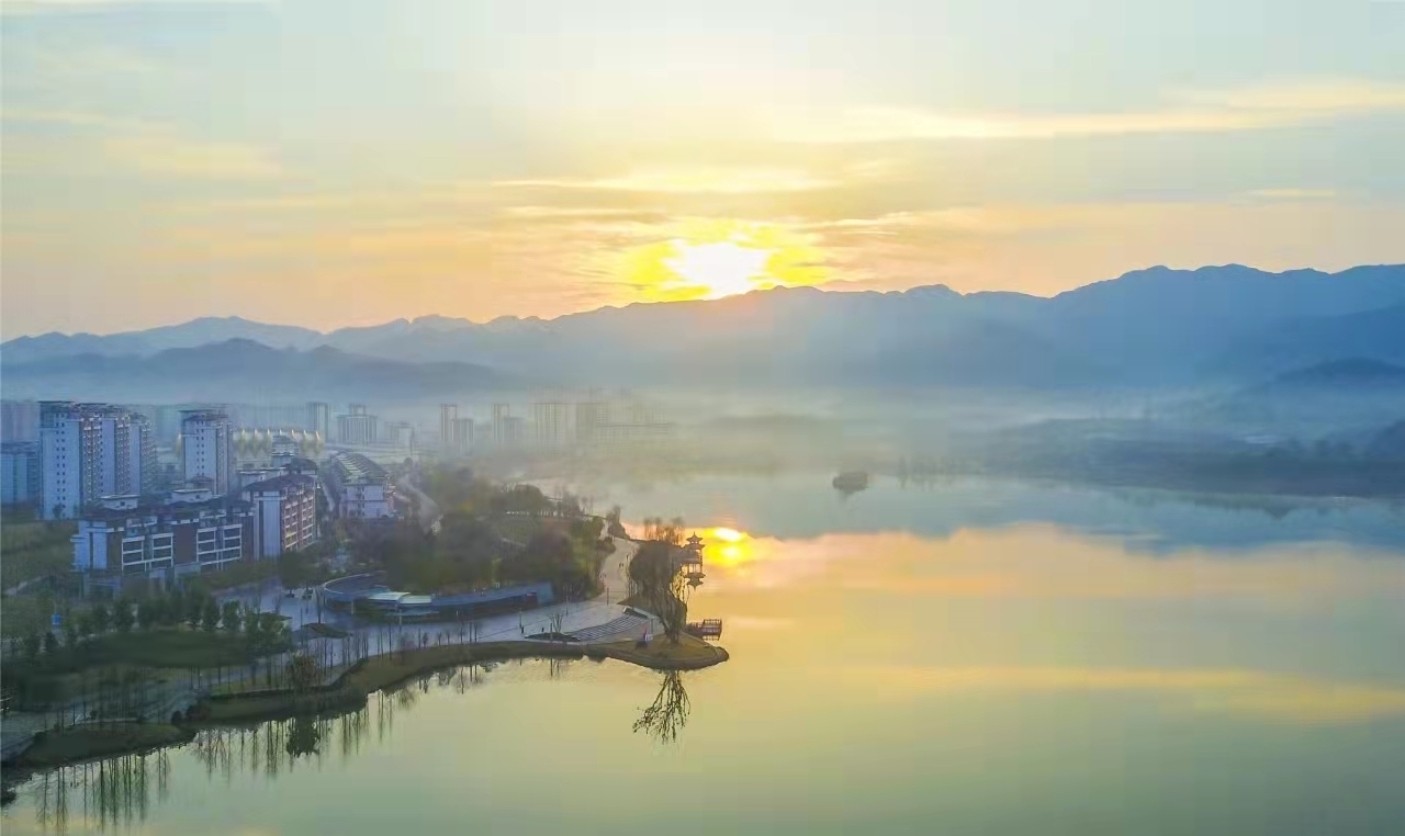 梁平:大力推进新型城镇化 都梁大地城乡展新颜凤凰网川渝_凤凰网