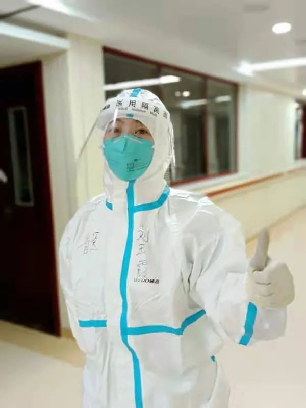 岂曰无衣，与子同裳！致敬甘肃省医抗疫逆行者