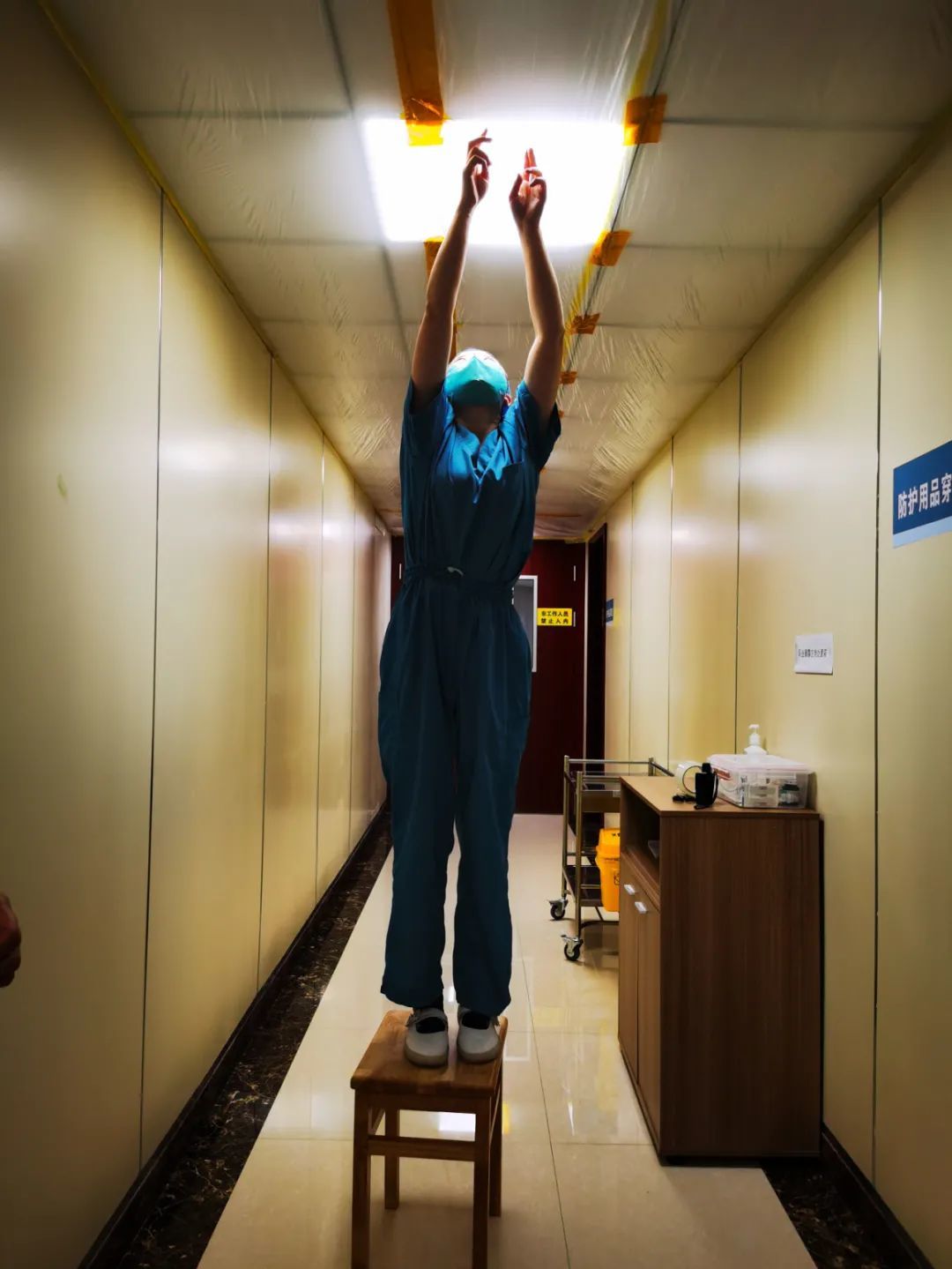 岂曰无衣，与子同裳！致敬甘肃省医抗疫逆行者