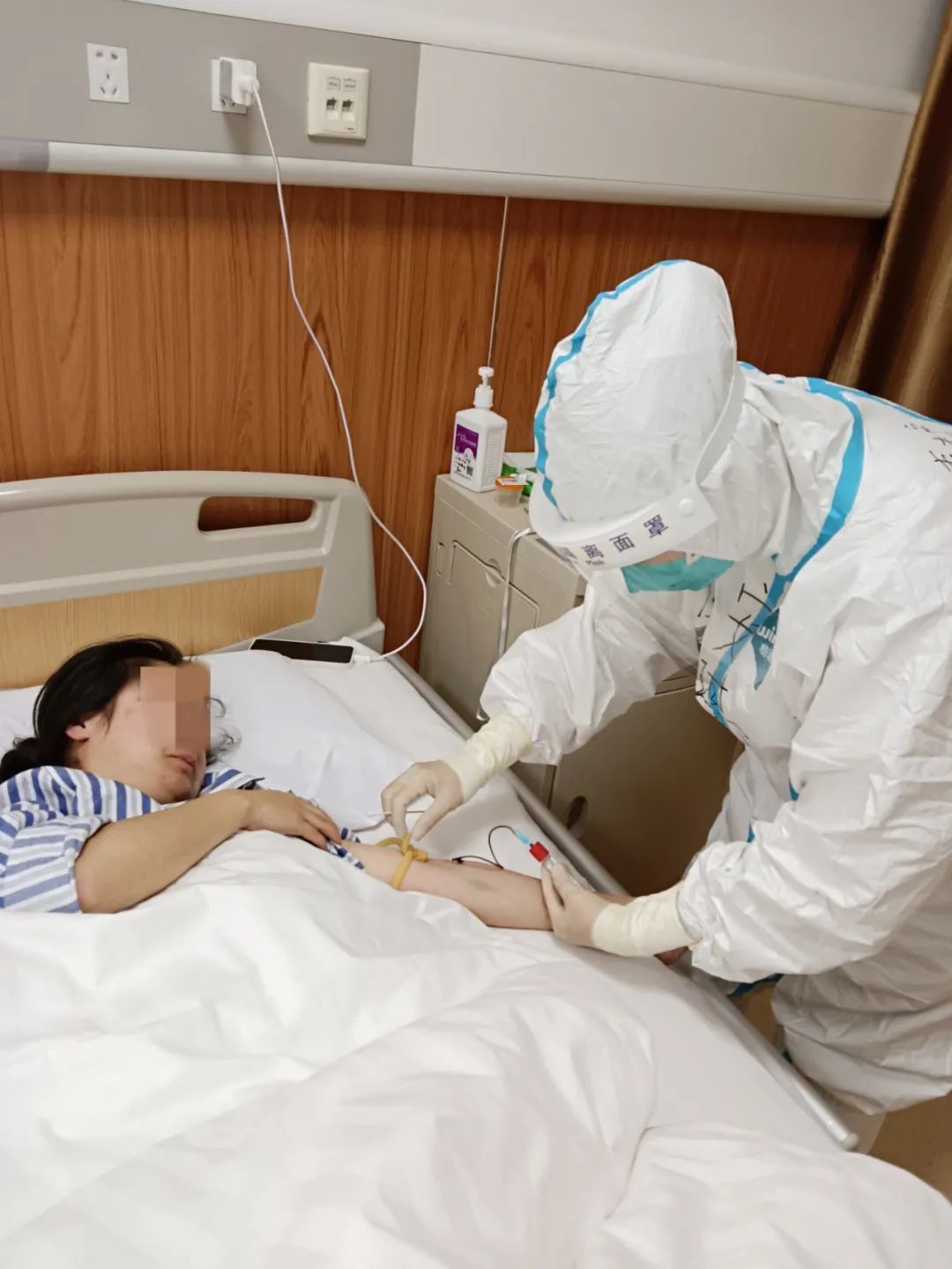 岂曰无衣，与子同裳！致敬甘肃省医抗疫逆行者