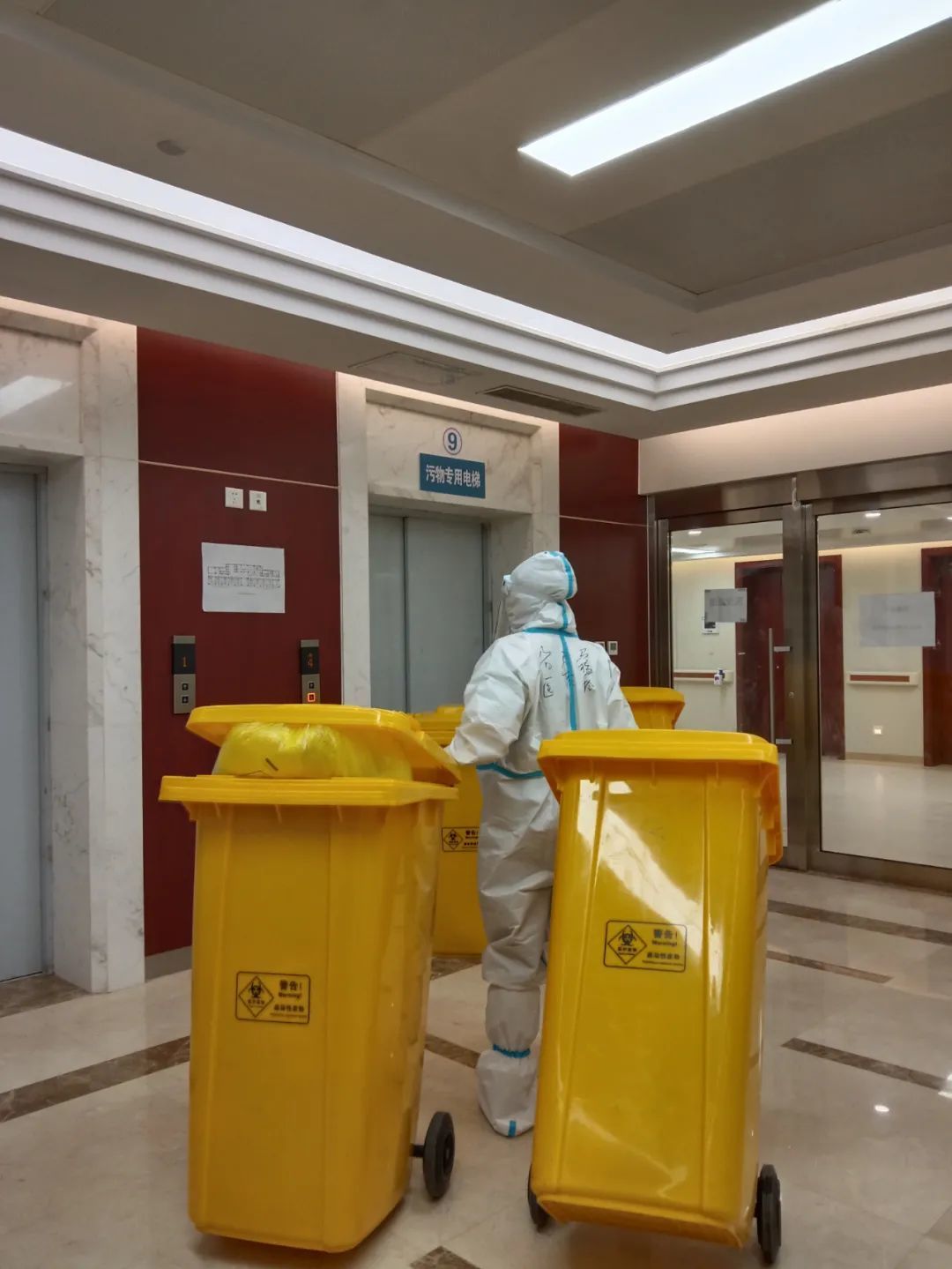 岂曰无衣，与子同裳！致敬甘肃省医抗疫逆行者