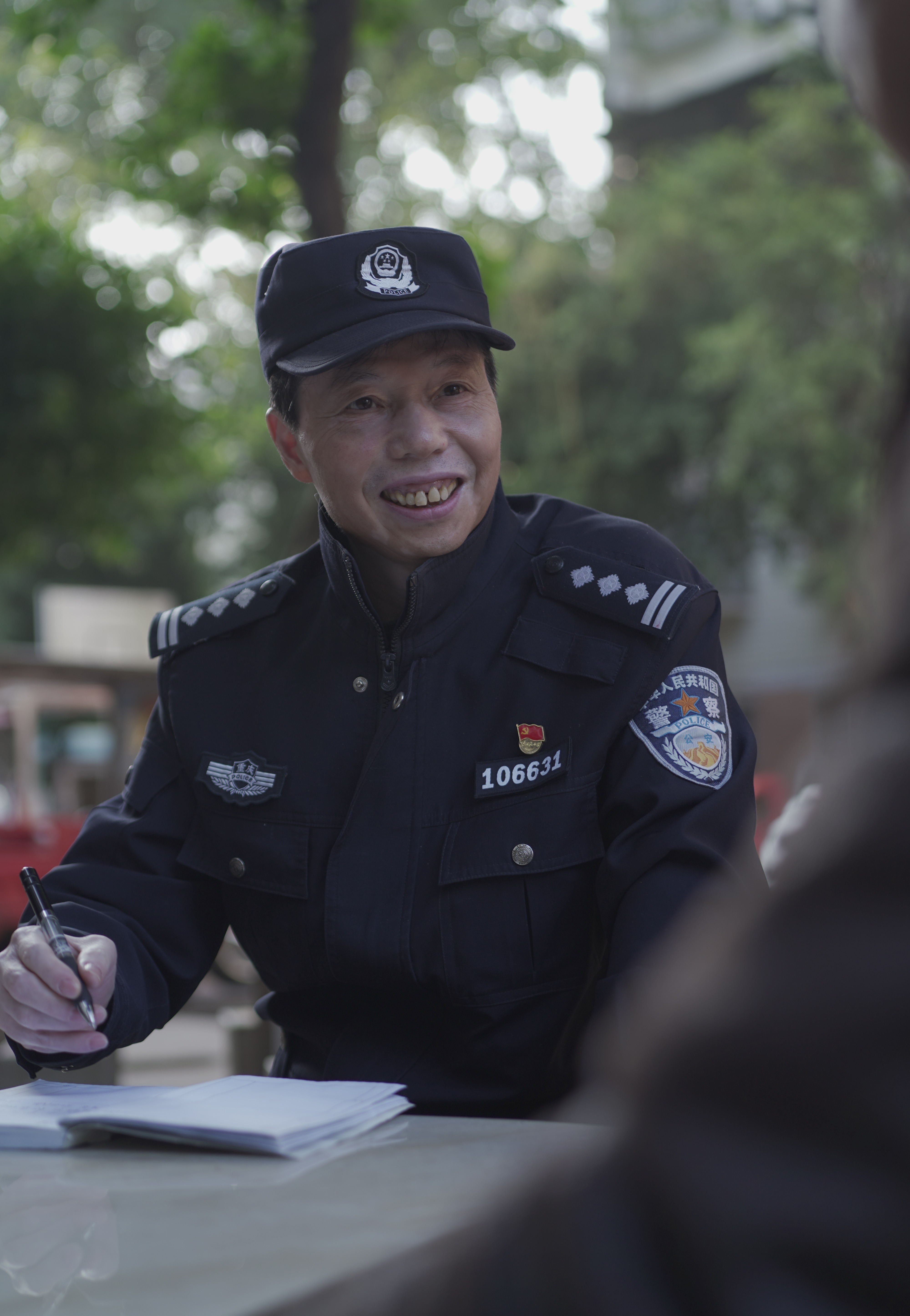 最美民警丨老骥伏枥向治刚站好离别前最后一班岗