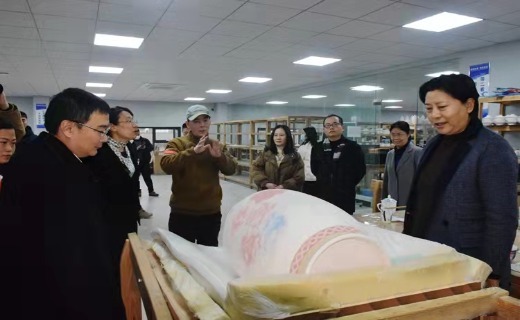 “传承与创新&middot;高温陶瓷釉下彩工艺展”在景德镇开展