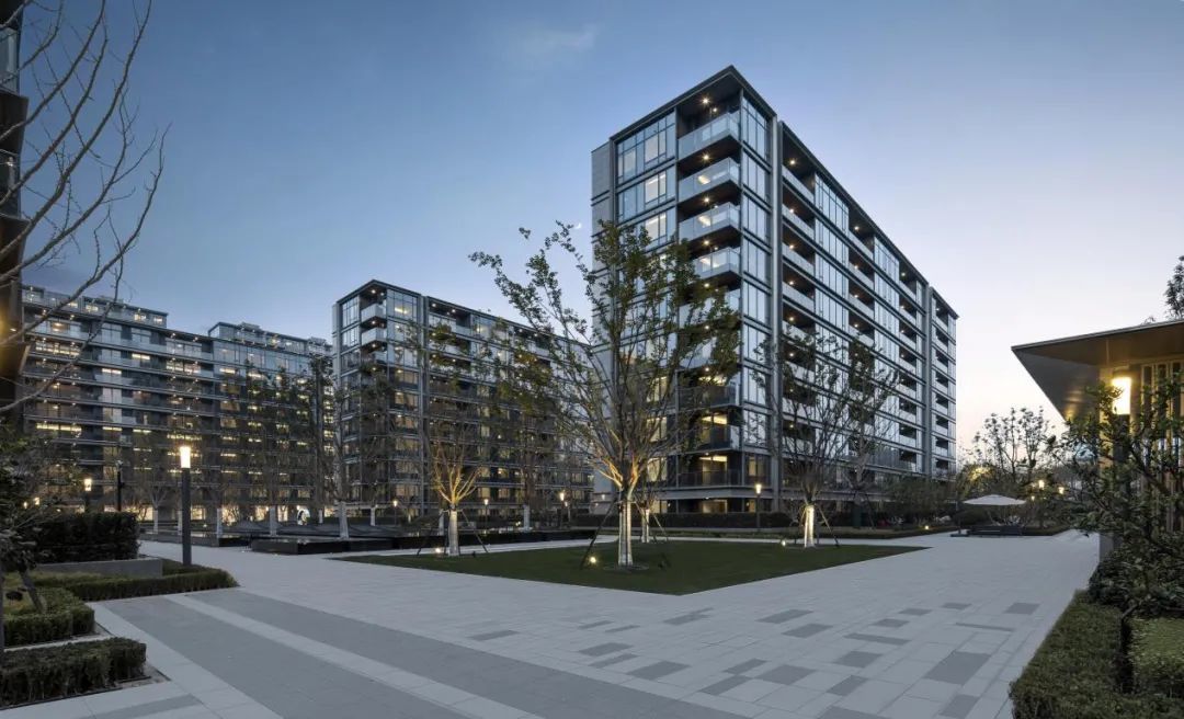 全国第二座凤起潮鸣交付绿城凭实力再次圈粉