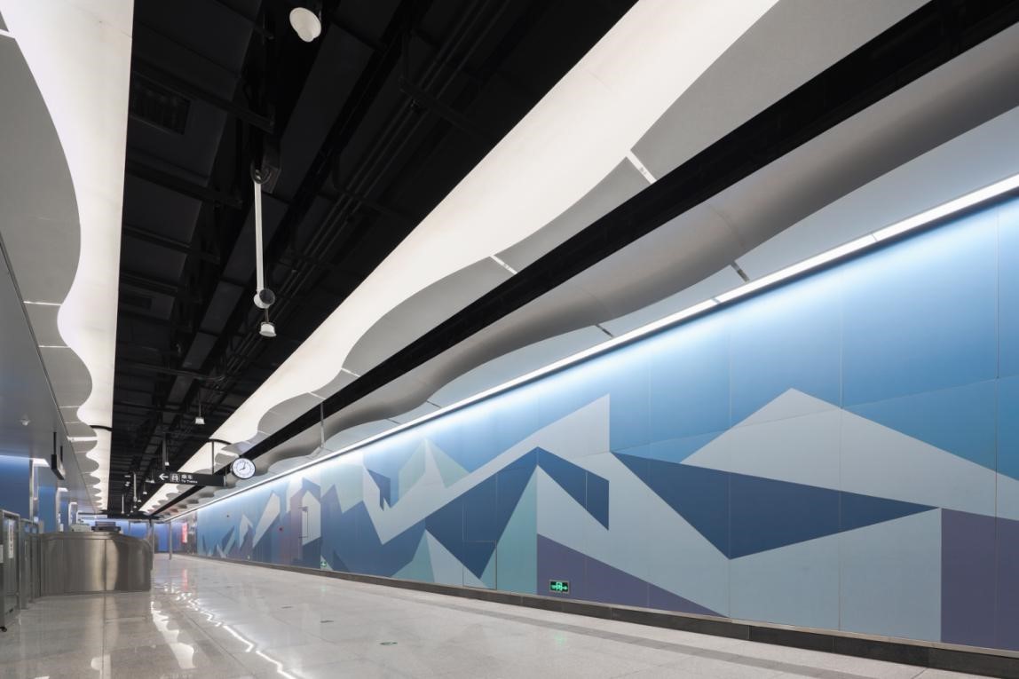 青岛地铁1号线试乘开始 预计年底全线通车