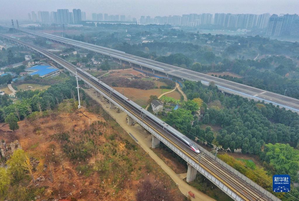 共下一盘棋共担新使命成渝地区双城经济圈建设全面提速