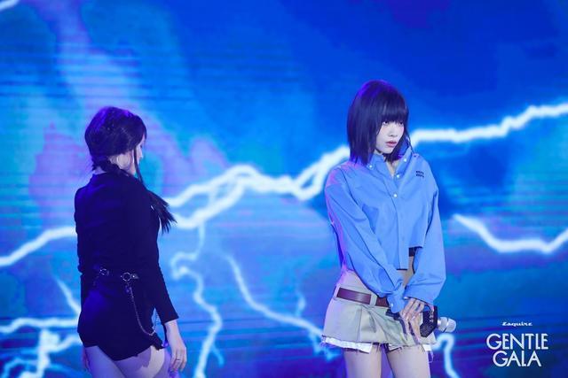 刘柏辛梦幻开场《Manta》