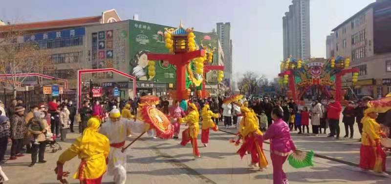 假期首日景点游人如织 文化场馆成热门打卡地 泉城文旅新年新气象