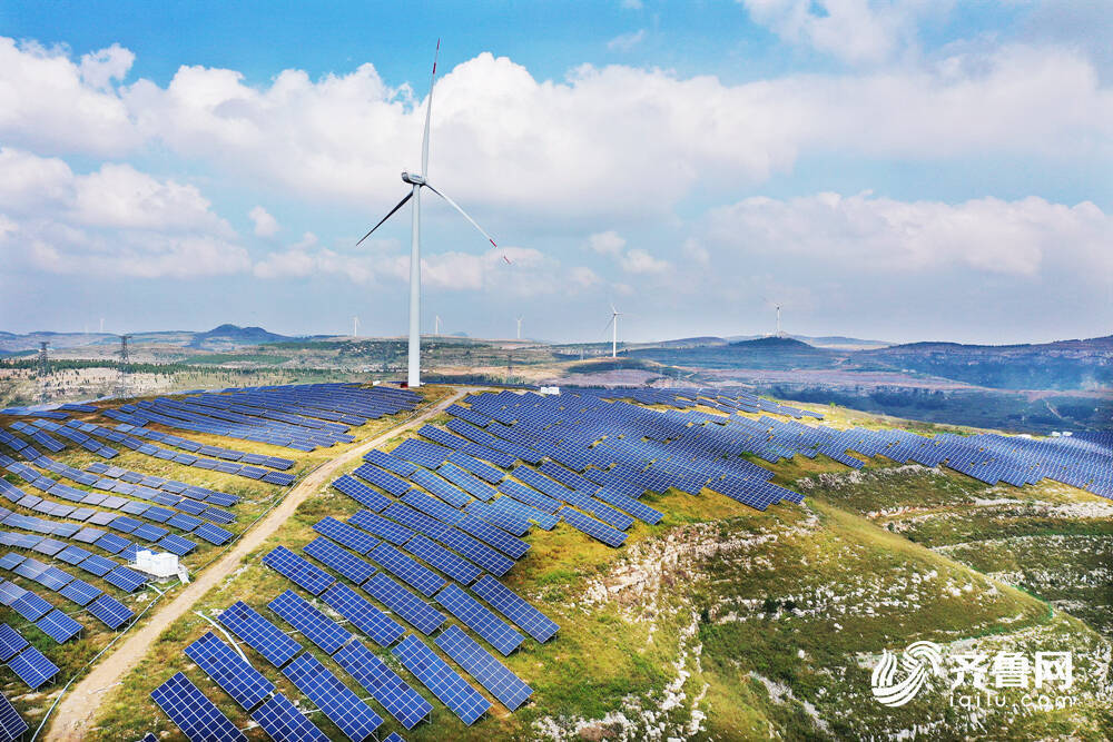 图/山东枣庄山亭区风光互补发电站.(资料图)