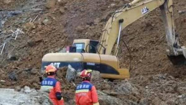 贵州毕节在建工地山体滑坡：已致10人遇难4人失联