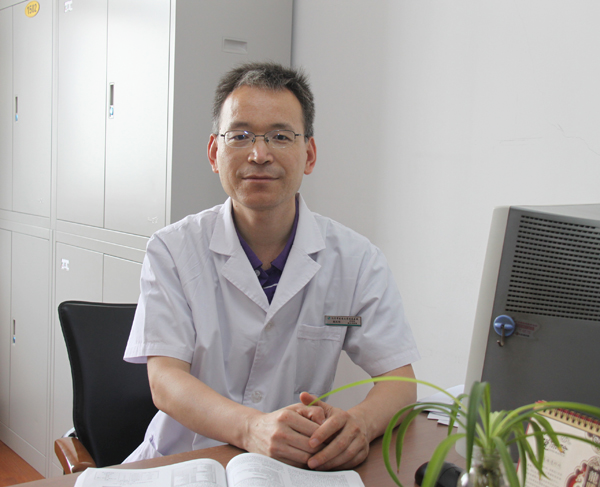 好消息沈阳六院与辽宁中医医技共享邀请呼吸科赵克明博士为患者会诊