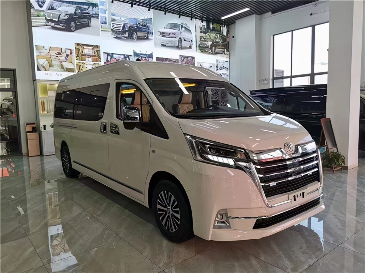 進口豐田海獅九座商務車年前現車可提_鳳凰網汽車_鳳凰網