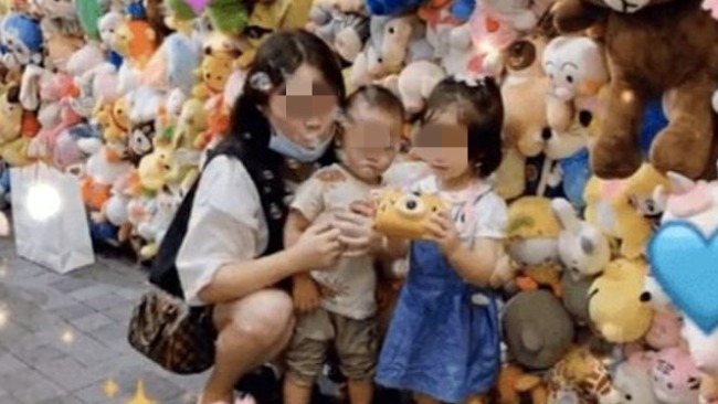 重庆小姐弟遭生父扔下楼坠亡案：两被告人共谋聊天记录曝光_凤凰网