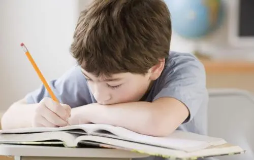 西安小学生1月17日起放寒假 中小学不进行任何形式的期末考试