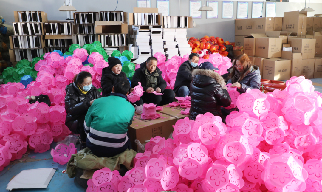 张灯结彩新春到 小年夜相约来看金昌最靓的灯