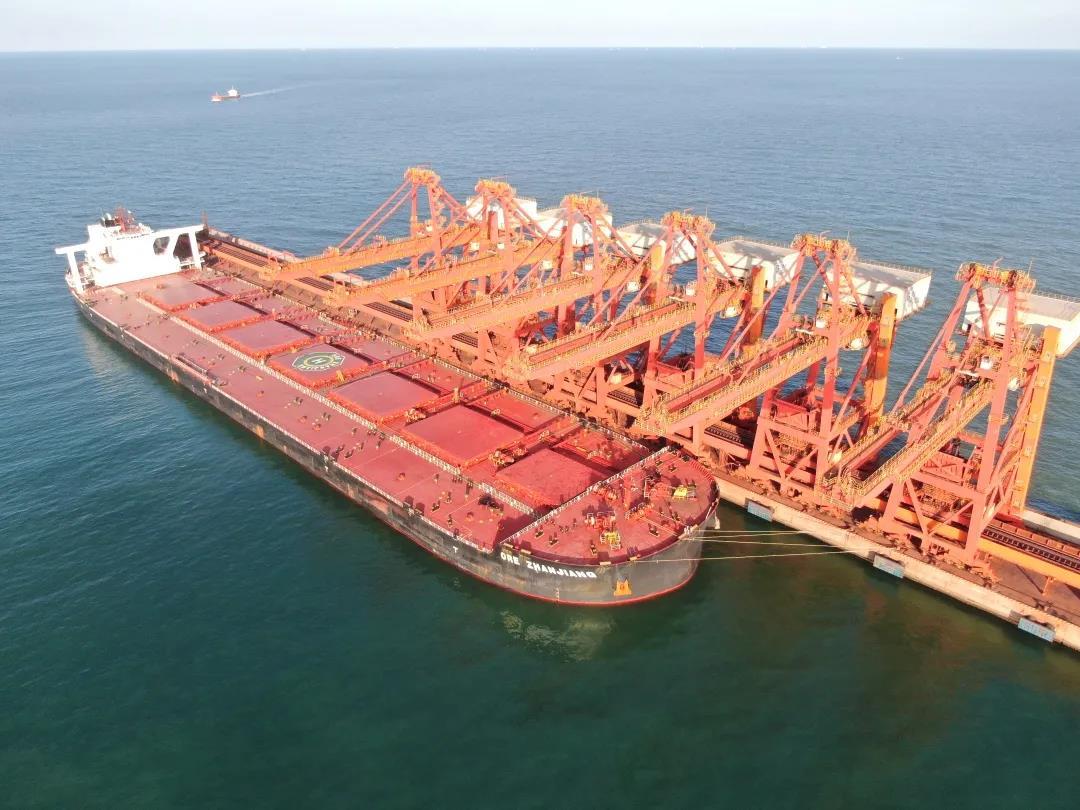 烟台港西港区专业化干散货全自动码头