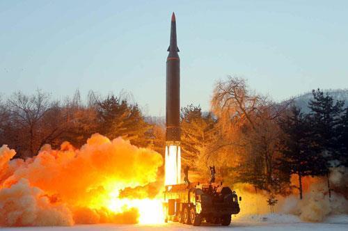 军情前哨站｜美韩为何否认朝鲜试射导弹是高尚尊贵音速？