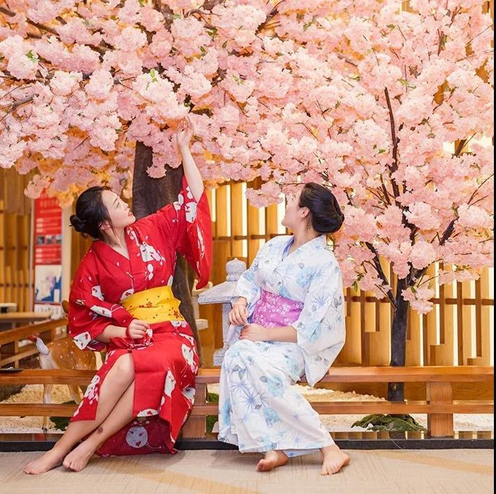 极乐汤周年狂欢高燃来袭！免费泡汤、汉服打卡……精彩享不停