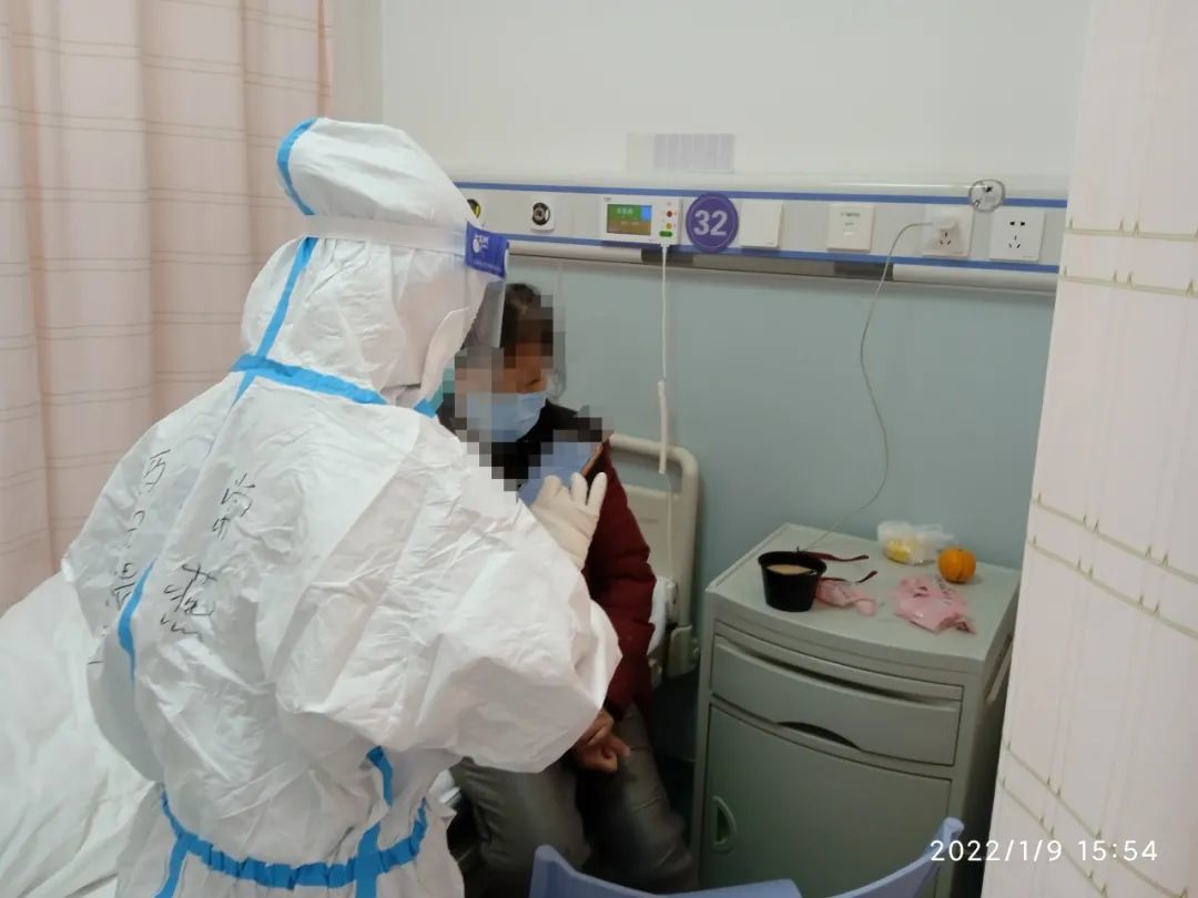 西安市精神卫生中心：为爱战“疫” 一群人温暖一座城