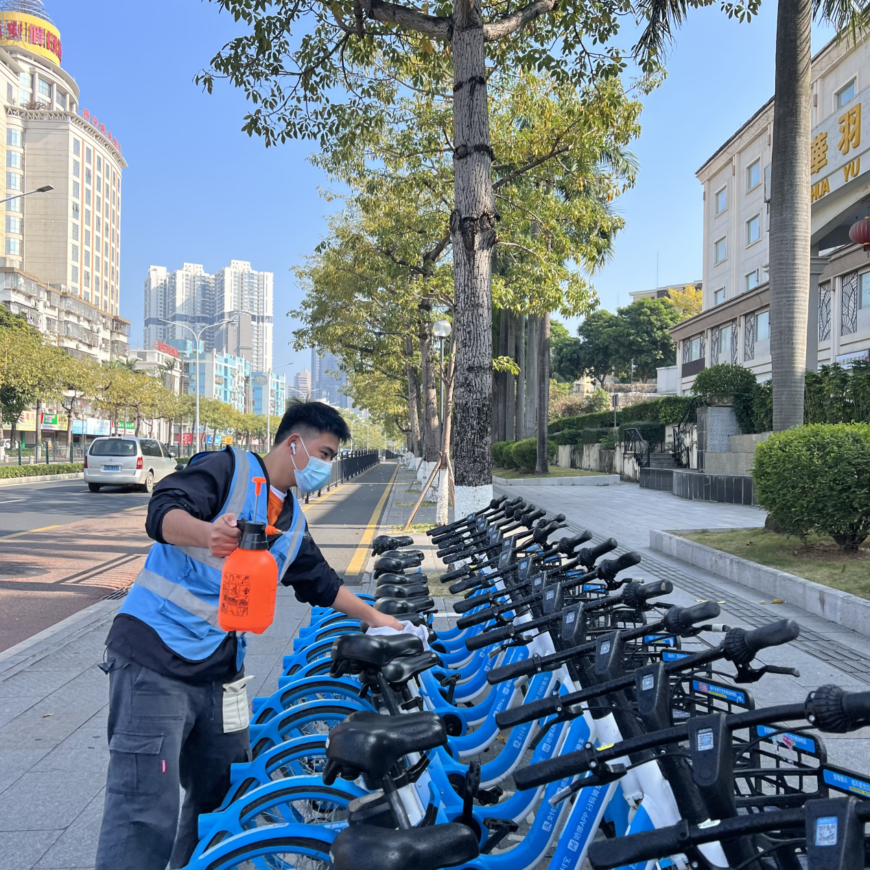 哈啰出行珠海全面升级疫情防控措施调运单车供一线抗疫人员免费使用