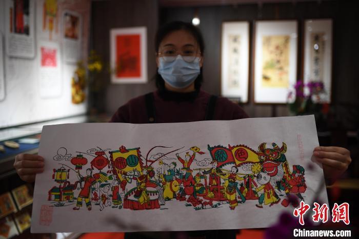 岭南年俗专题展在穗举办佛山木版年画和广东剪纸非遗项目亮相