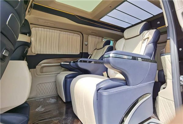 奔驰官方授权改装奔驰v260l定制升级