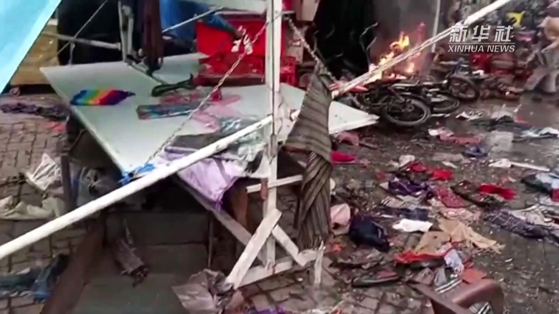浓烟滚滚！泰国烟花工厂爆炸已致23人死亡 该工厂曾发生过事故_凤凰网视频_凤凰网