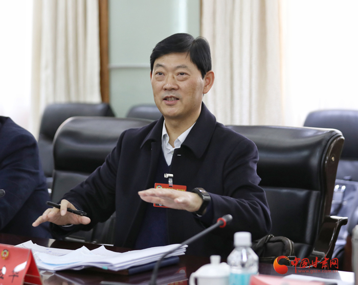 省政协委员张应华
