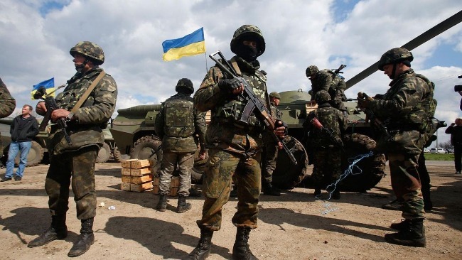 俄乌两国军事力量差距大 西方“前所未有”军援乌克兰