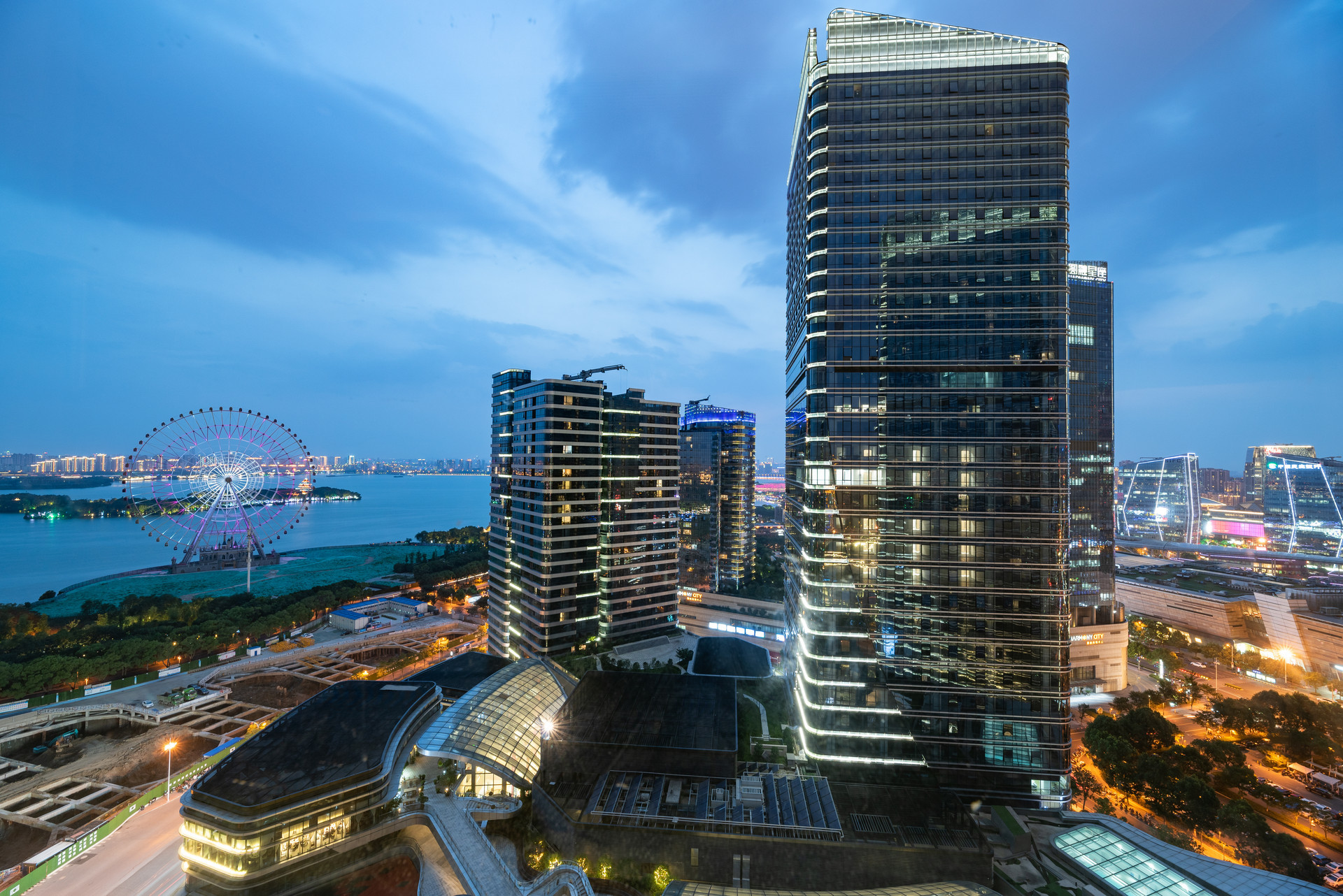 苏州园区|中新公用：绿色低碳园区“碳”路者