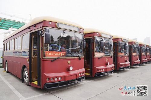 免费公交车新线路南昌 9E7C409194A10502A76878951F5B062C4D5695E0_size31_w500_h333.jpg