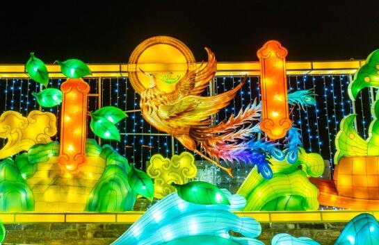 2022年潮州古城墙春节花灯展示于1月26日晚正式亮灯