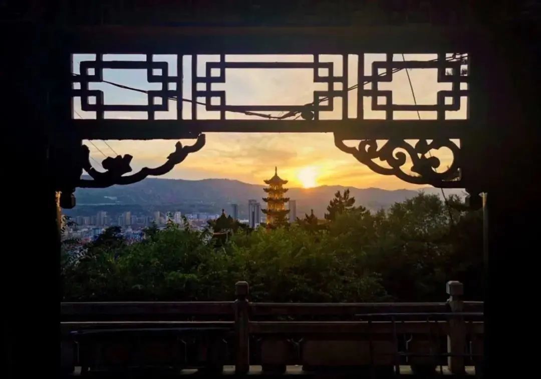 西部雪谷 康养定西