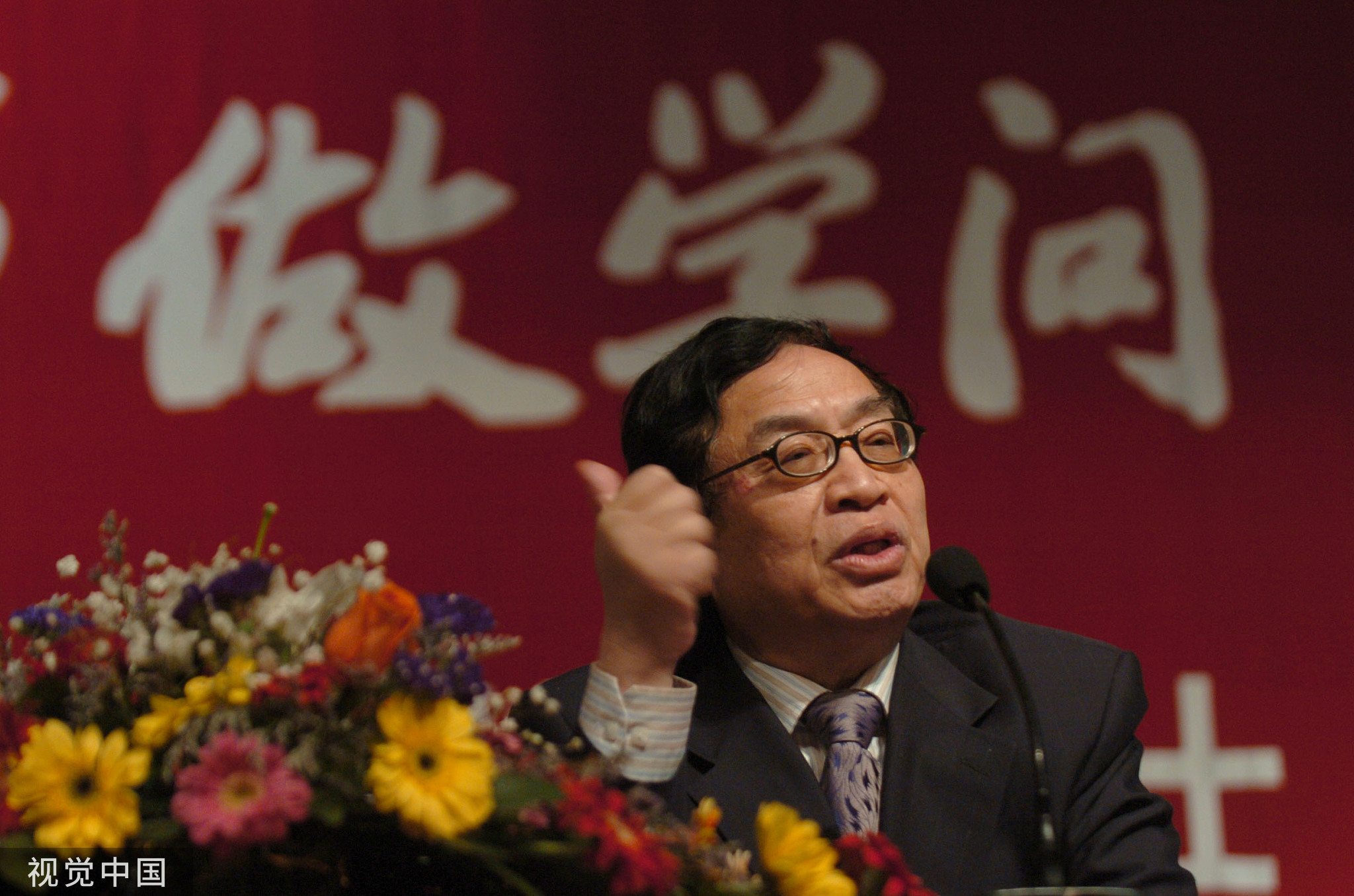 北京冬奥会火炬接力正式启动:前三棒火炬手亮相