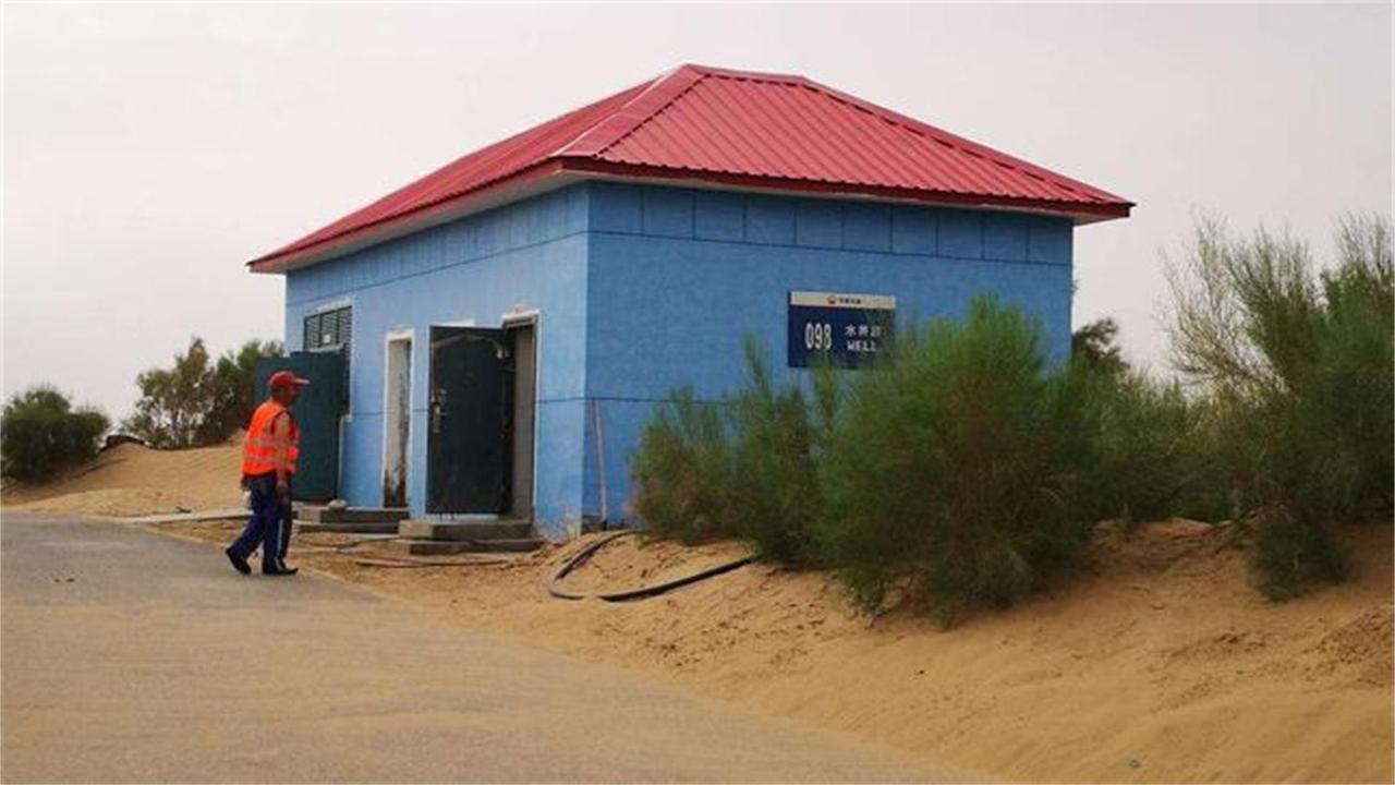 打造108个水井房，每年耗资上千万，中国人在沙漠创造一项奇迹